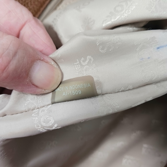 Michael Kors Acorn Harper brown pebbled leather bag - Picture 9 of 15